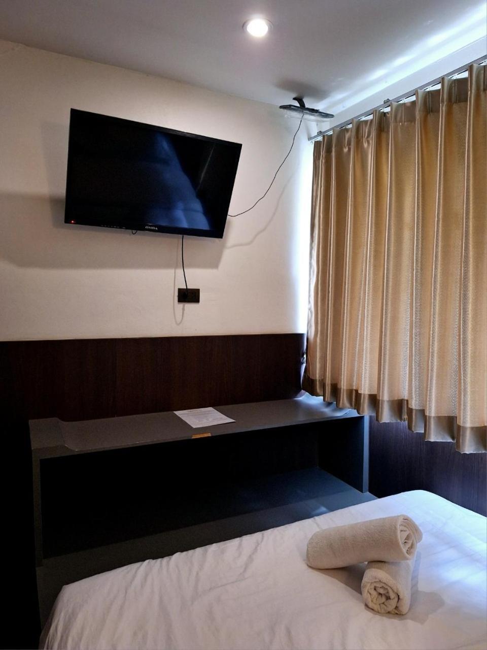 Four Sisters Homestay Bangkok Exterior foto