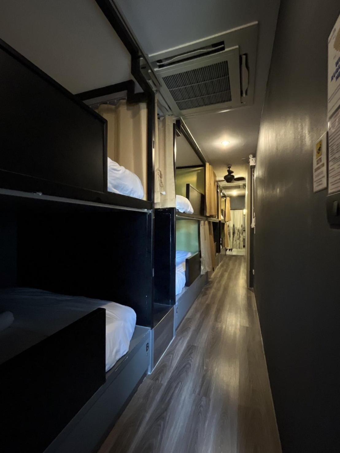 Four Sisters Homestay Bangkok Exterior foto